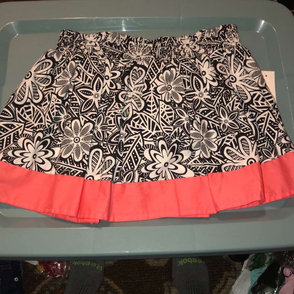 NWT!! Skirt!!